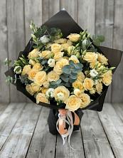 Букет цветов из:  Розы и Лизиантусы в Ефремове