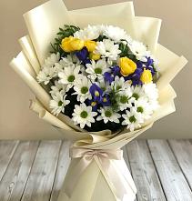 Букет цветов из:  Ирисы, Хризантемы и Розы #REPLACE_PRED# Ефремове