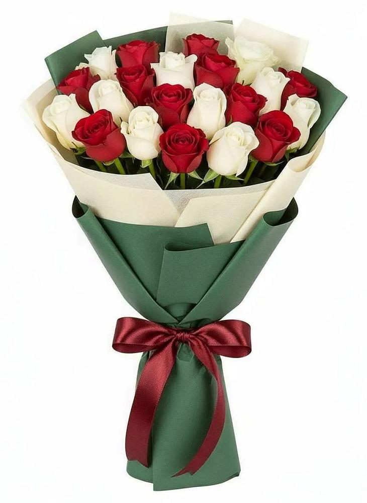 Букет Микс из красных и белых роз в Ефремове