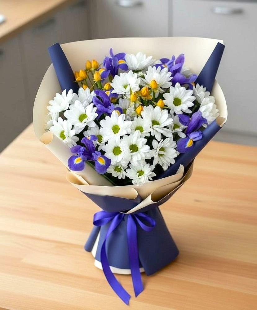 Букет цветов из: Розы, Ирисы и Хризантемы в Ефремове