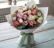 Букет цветов из:  Розы, Лизиантусы и Гвоздики в Ефремове