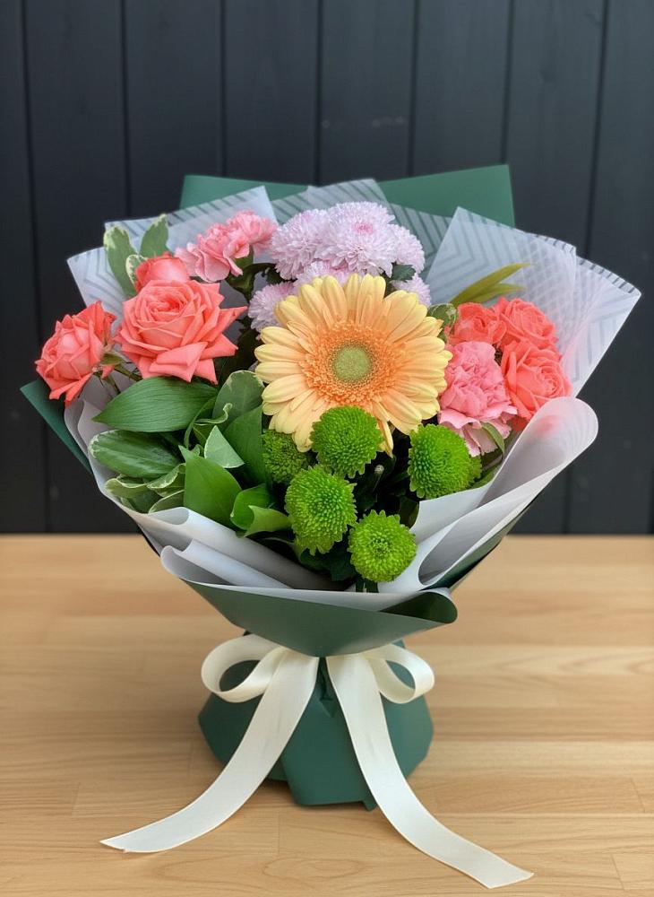 Букет цветов из: Гвоздики, Розы, Герберы и Хризантемы в Ефремове
